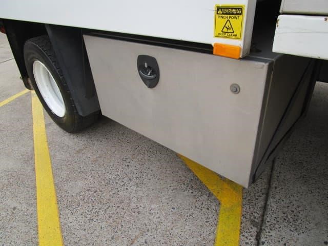 isuzu f series 849695 033