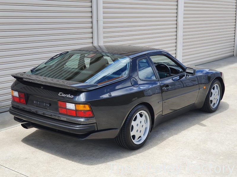 porsche 944 turbo 874598 003