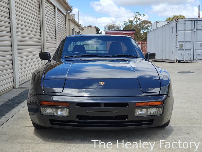 porsche 944 turbo 874598 009