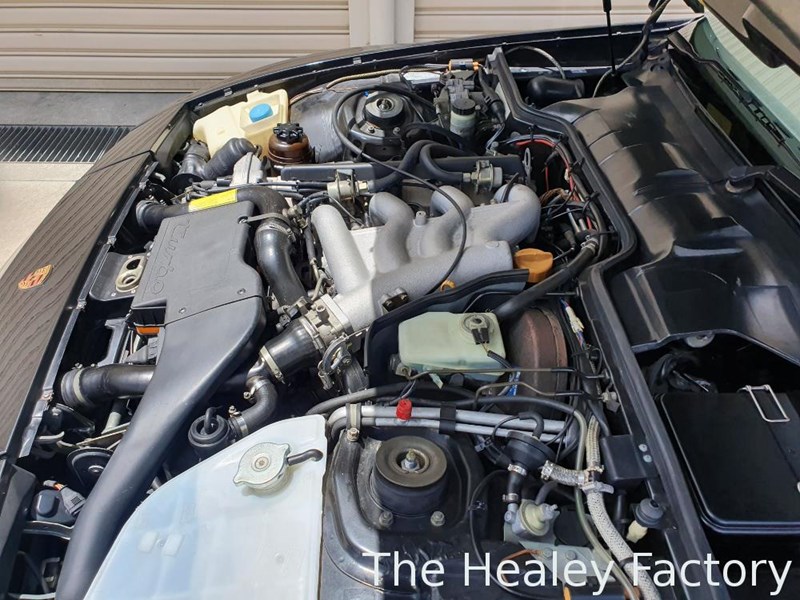 porsche 944 turbo 874598 069