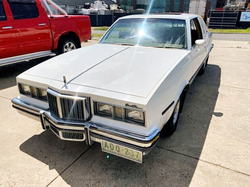 pontiac grand prix 874744 001