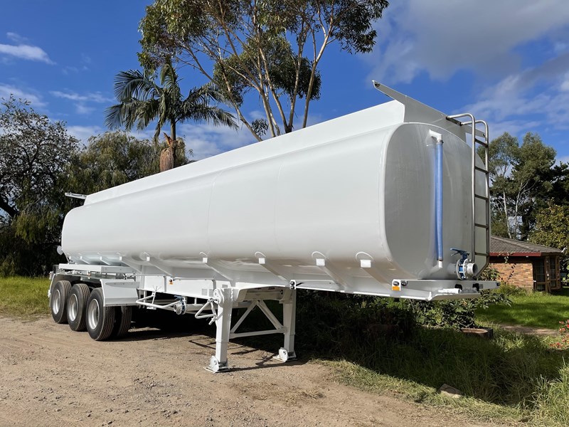 aaa 32000l spray water tank 874807 003