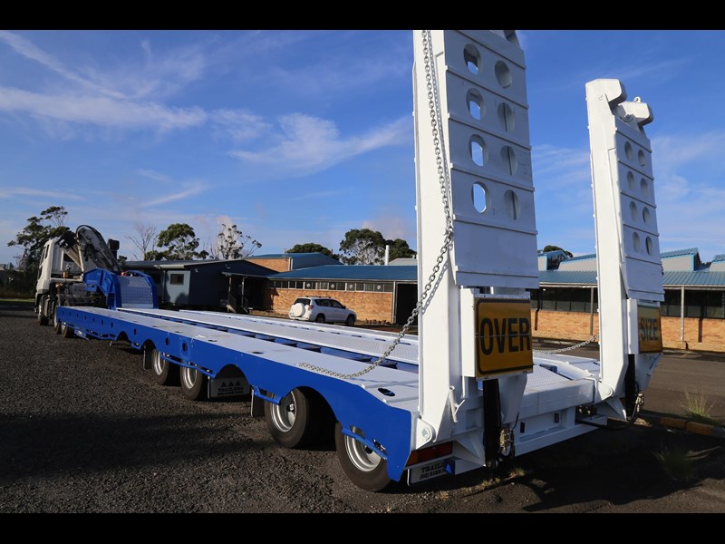 aaa quad axle low loader widener with bi-fold ramps 874812 009