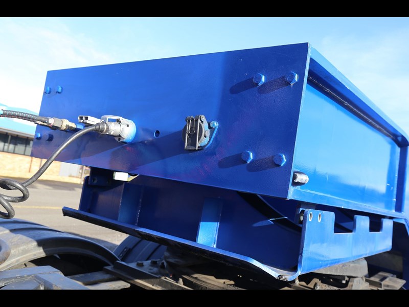 aaa quad axle low loader widener with bi-fold ramps 874812 013