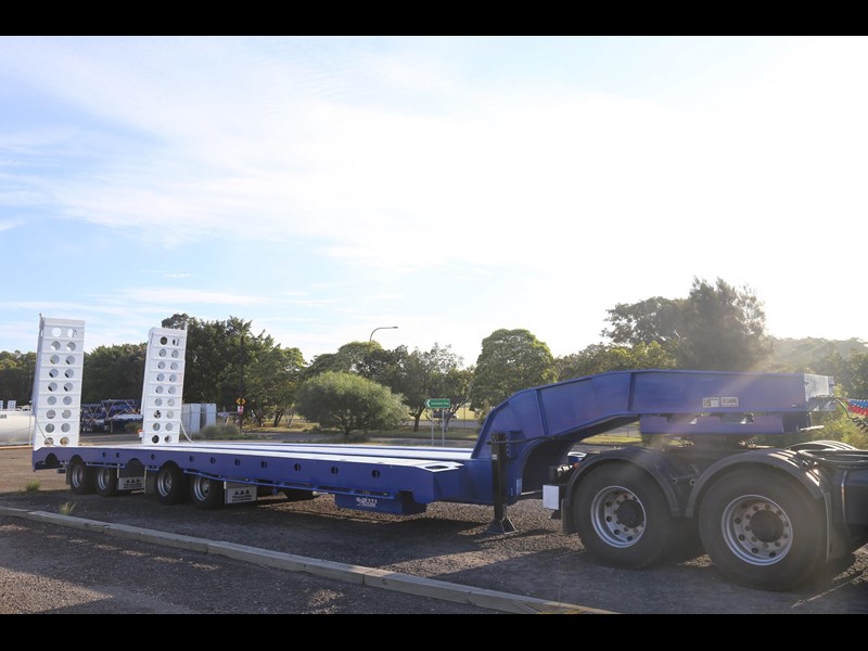 aaa quad axle low loader widener with bi-fold ramps 874812 017