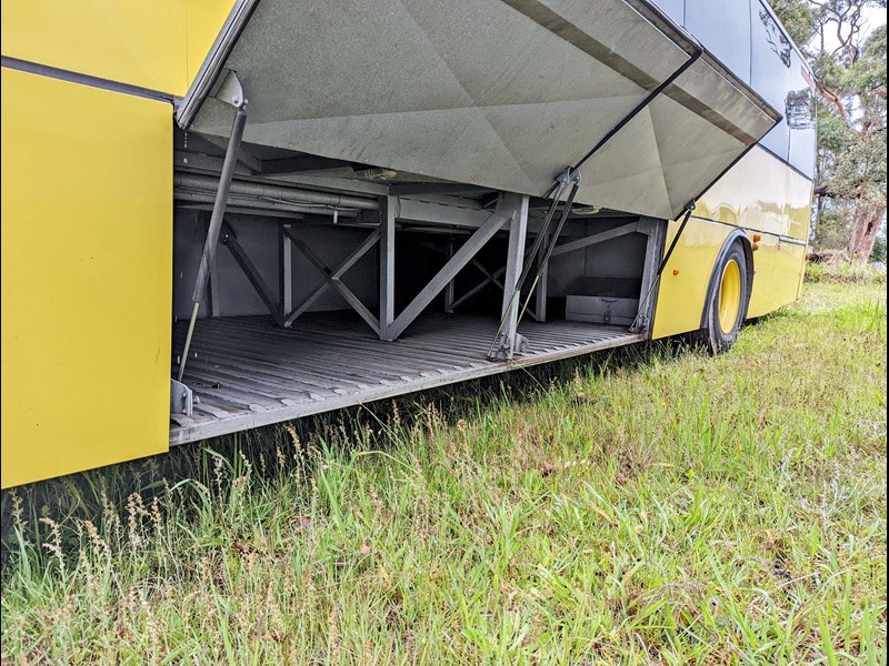 motorcoach l10 874995 005