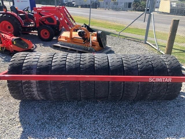 scimitar 3m rubber tyre roller 874929 003
