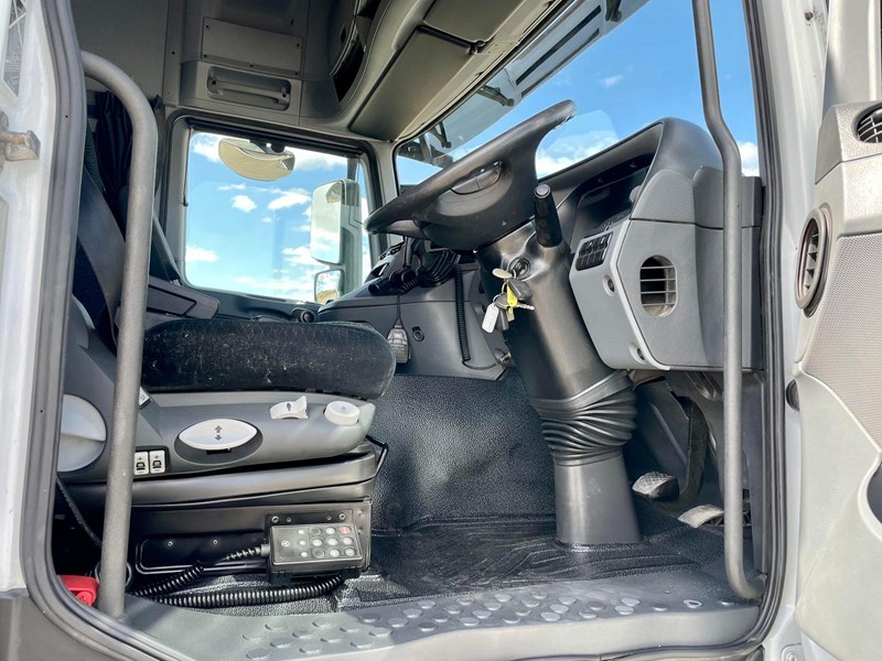 mercedes-benz actros 2646 875018 023