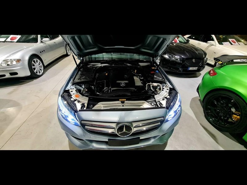 mercedes-benz c-class 875135 065