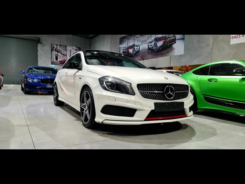 mercedes-benz a-class 875137 001