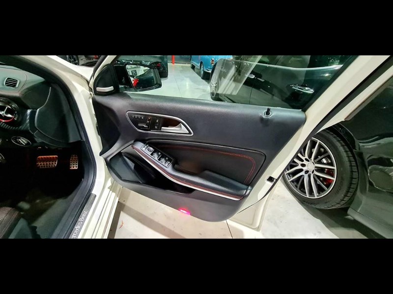 mercedes-benz a-class 875137 041