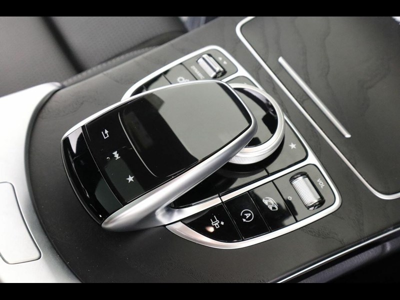 mercedes-benz c-class 875203 023