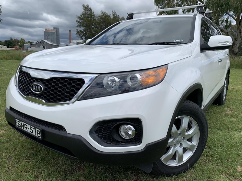 kia sorento 875264 015