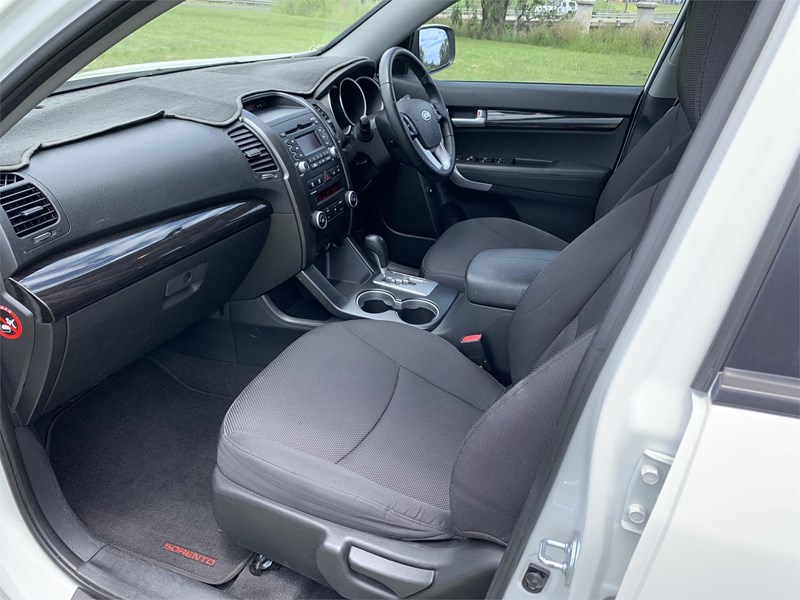 kia sorento 875264 059