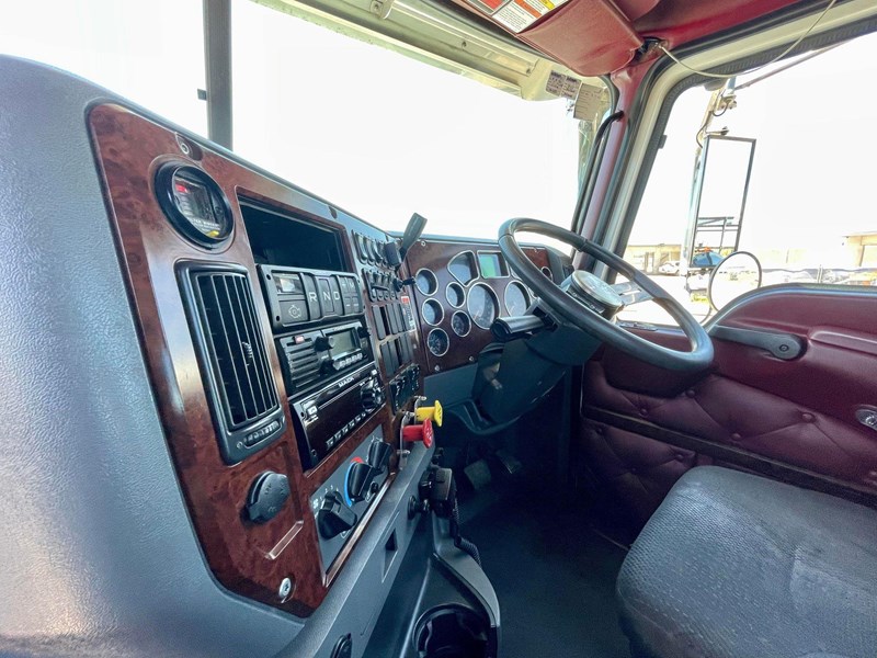 mack trident 875709 031