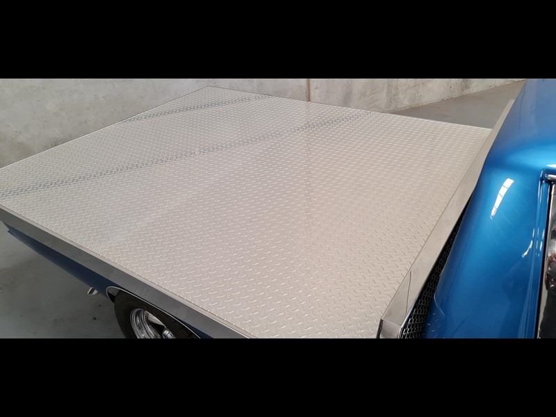 holden one tonner 875485 055
