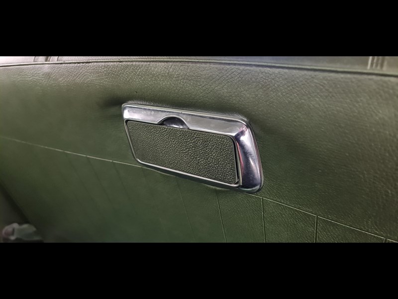 holden kingswood 875494 029