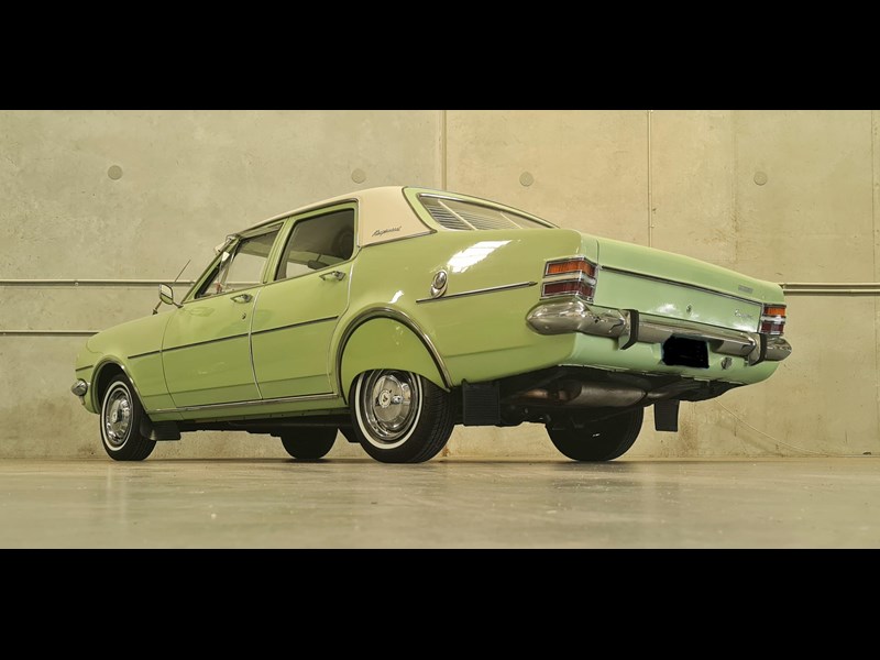 holden kingswood 875494 107