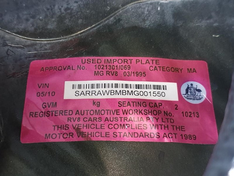 mg rv8 876483 063