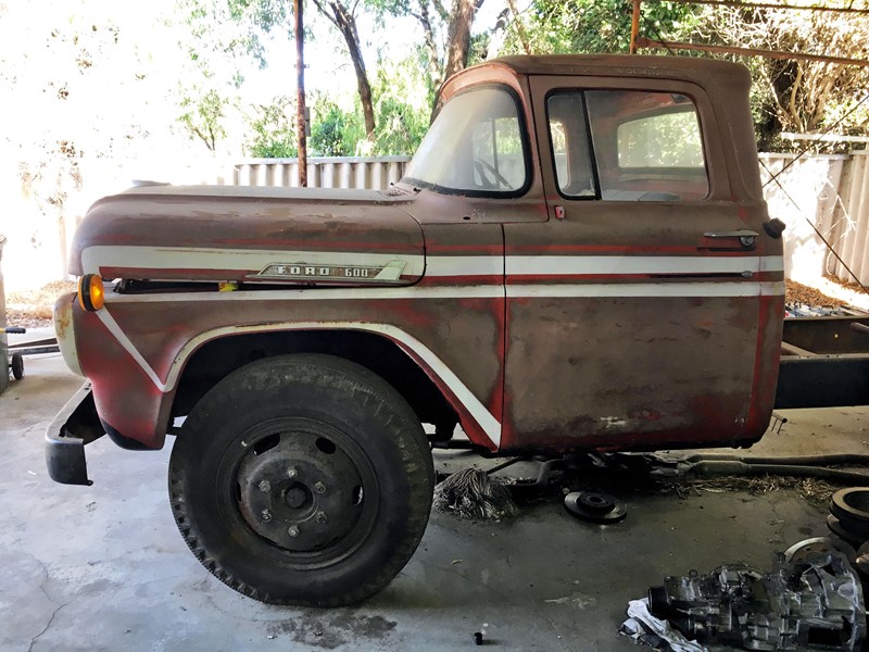 ford f600 876851 001