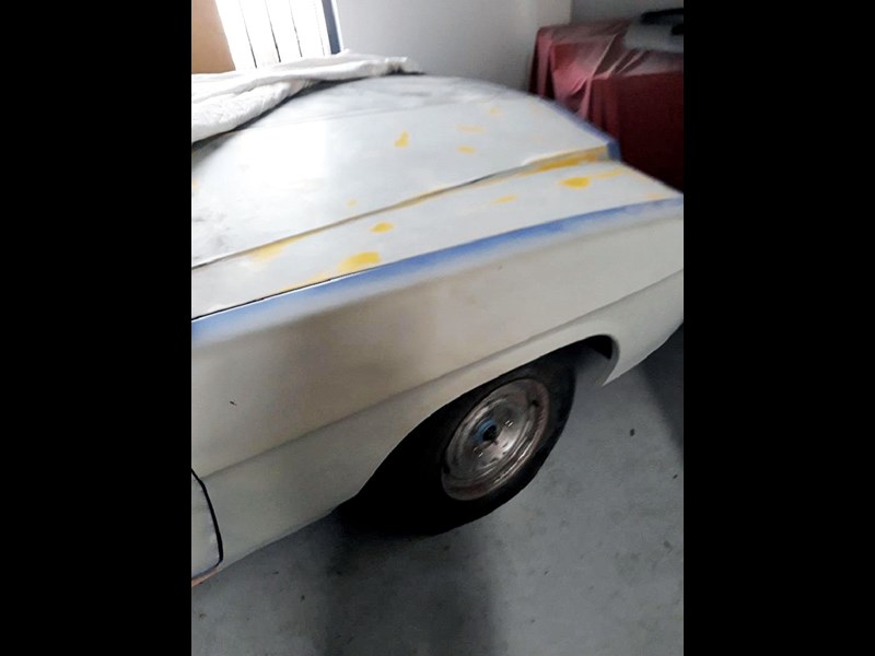 holden hj 877372 009