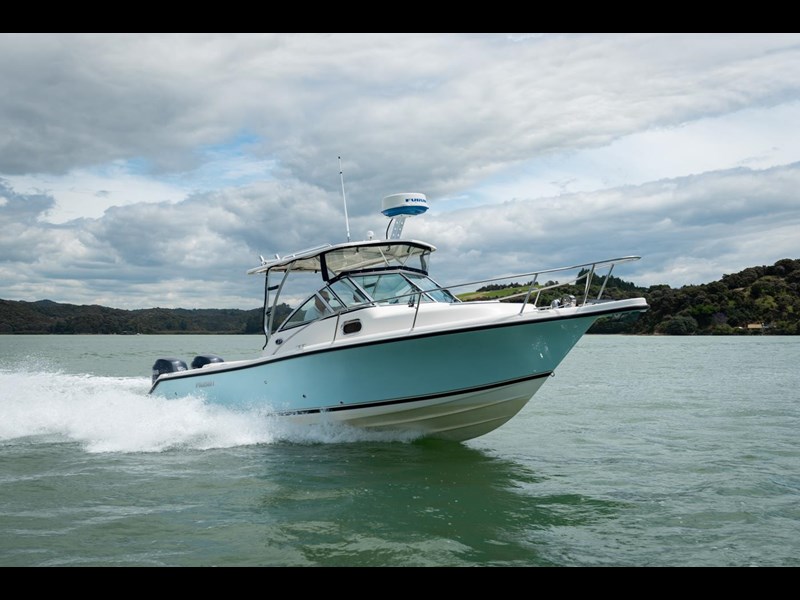 pursuit 2570 offshore 877590 001
