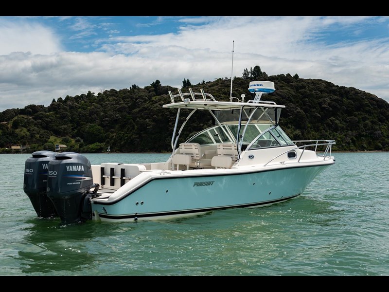 pursuit 2570 offshore 877590 007