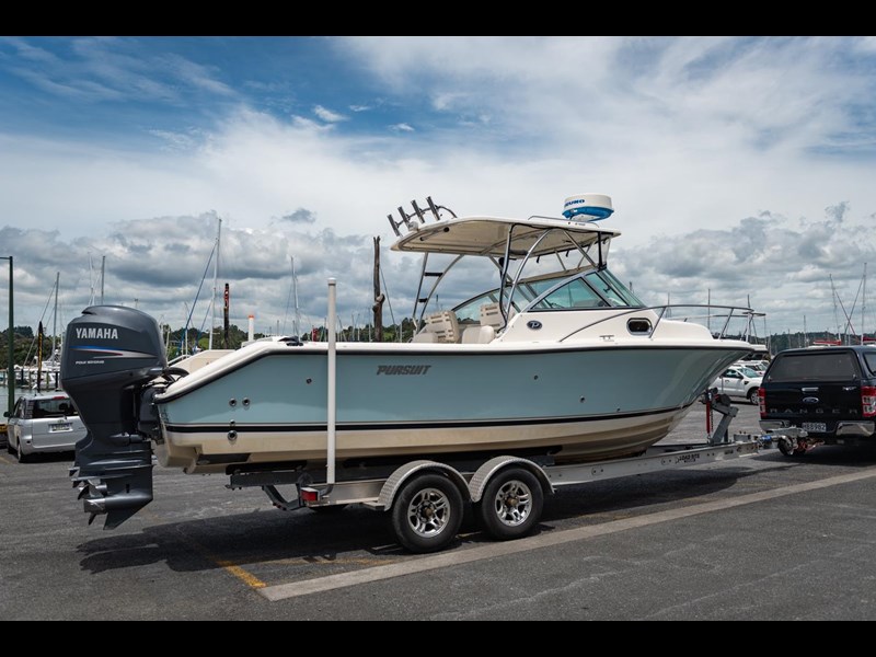 pursuit 2570 offshore 877590 031