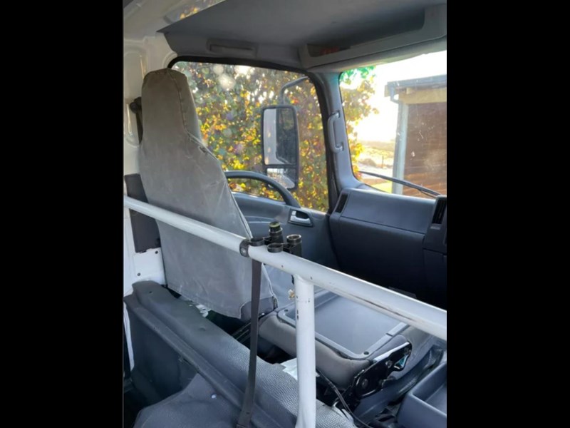 isuzu npr300 877710 015
