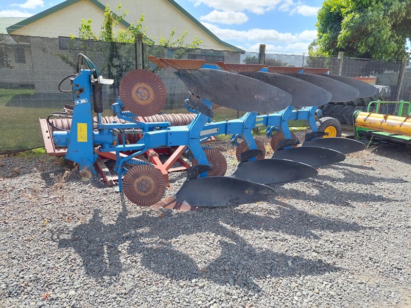 overum 4 furrow 877898 001