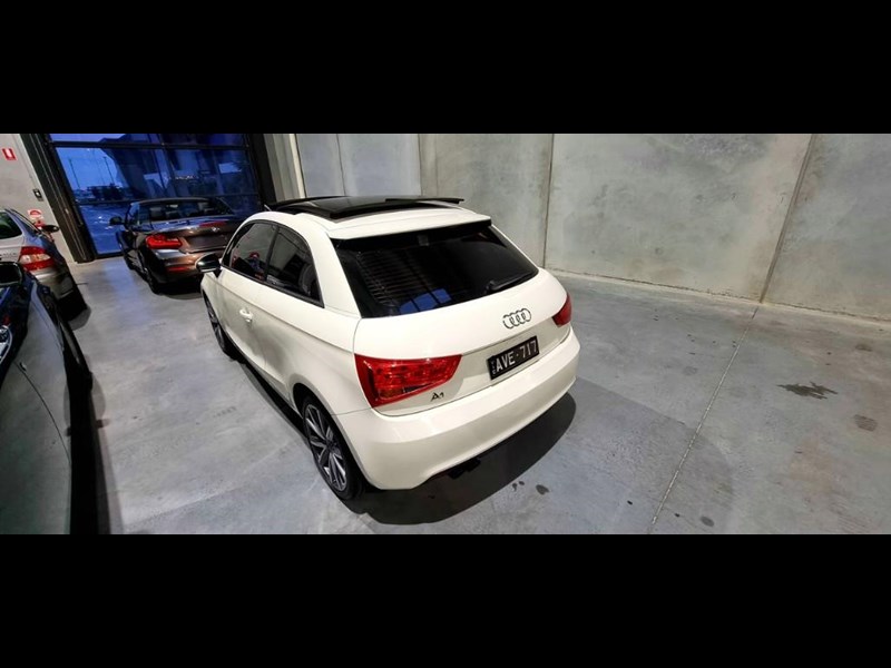 audi a1 877911 031