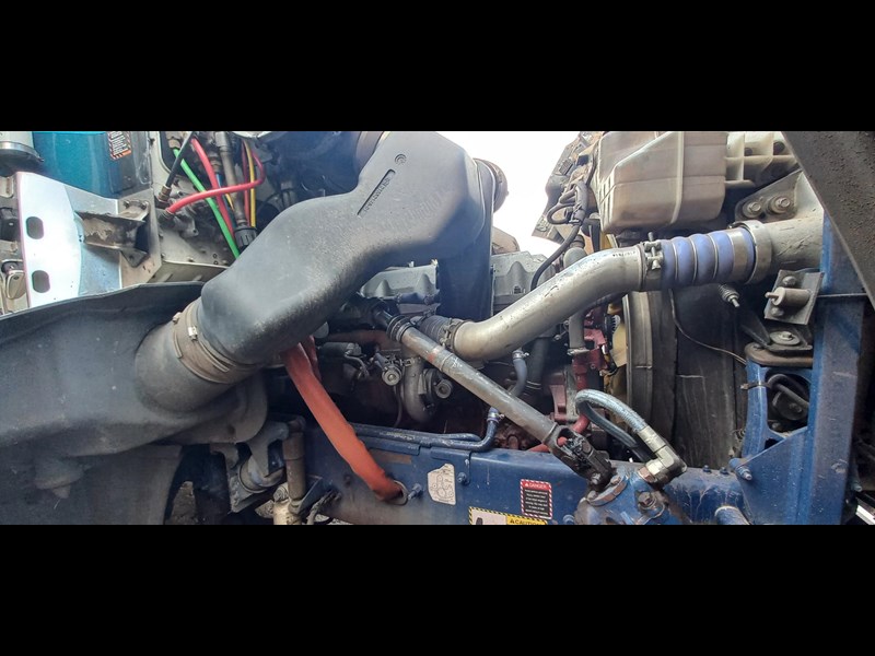 mack trident 878341 009