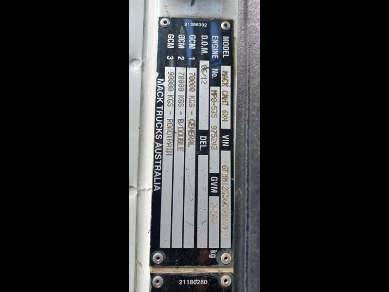 mack trident 878341 013