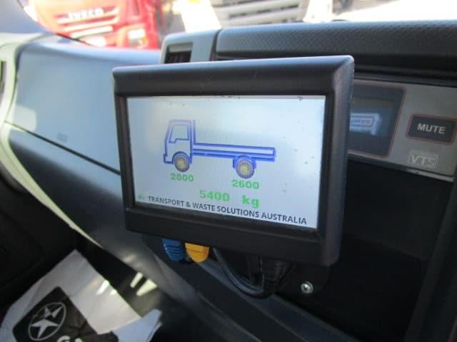 isuzu f series 833398 037
