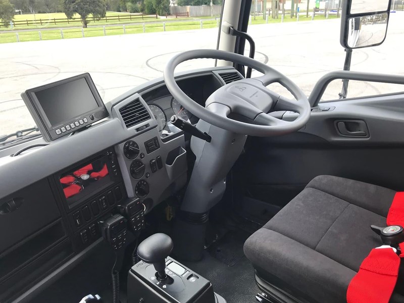 fuso fighter 1627 808305 045