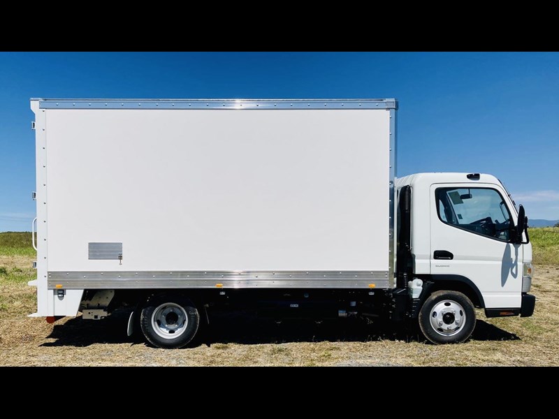fuso canter 515 wide 878488 039