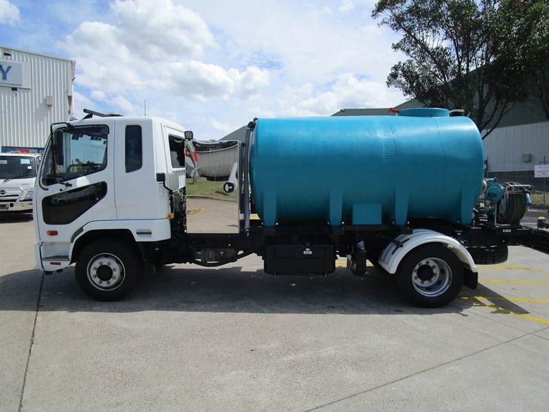 fuso fighter 868489 007