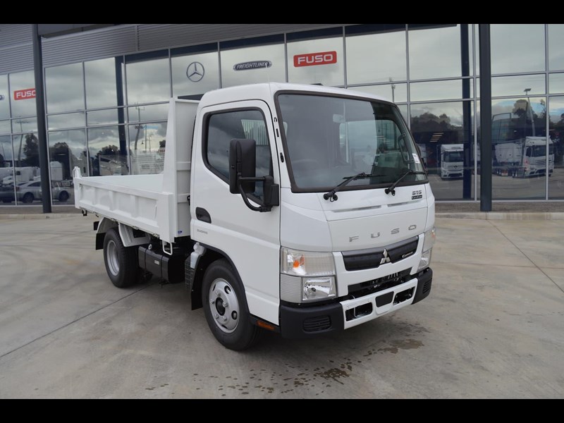fuso canter 857586 001