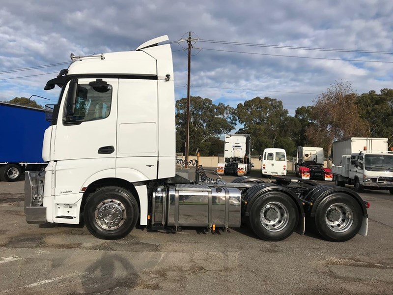 mercedes-benz actros 877050 015