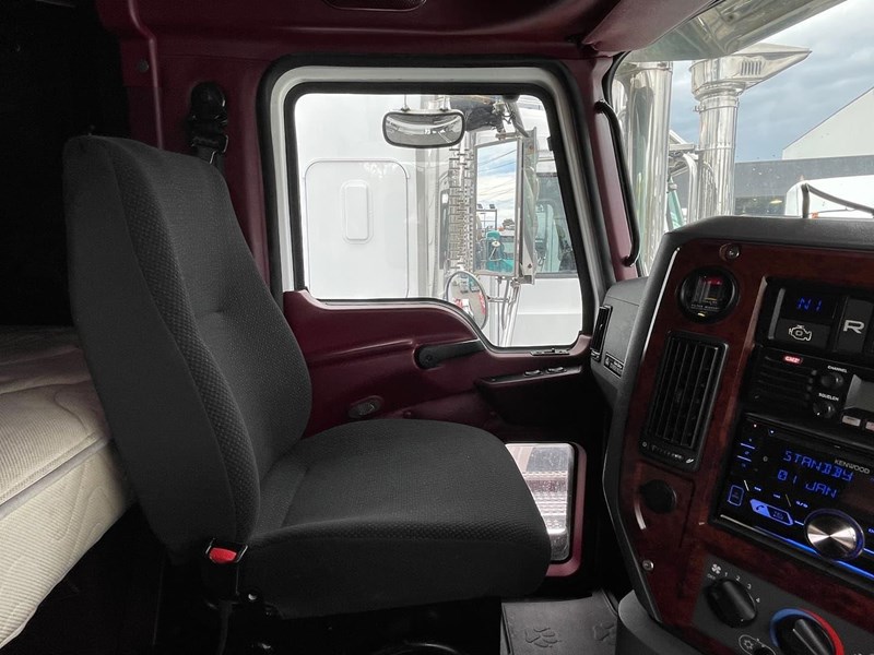 mack super-liner 872725 045