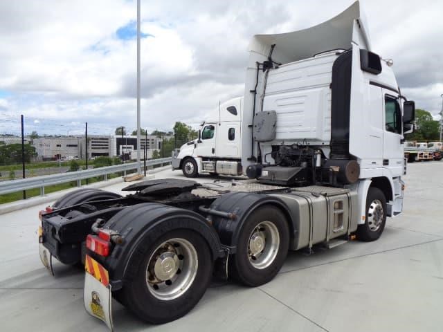 mercedes-benz actros 876935 005
