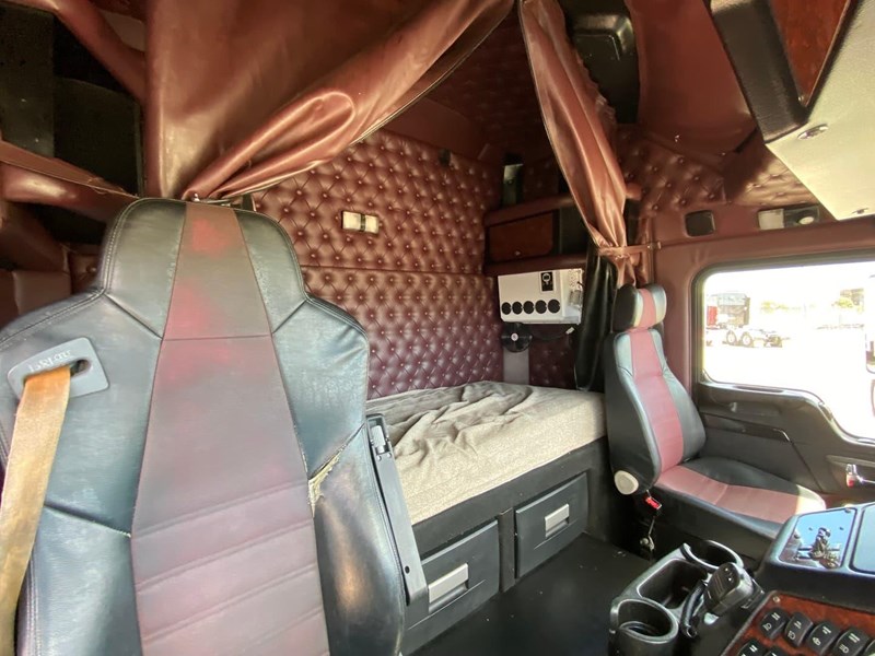 kenworth k200 875382 041