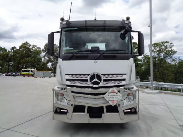 mercedes-benz actros 876762 015