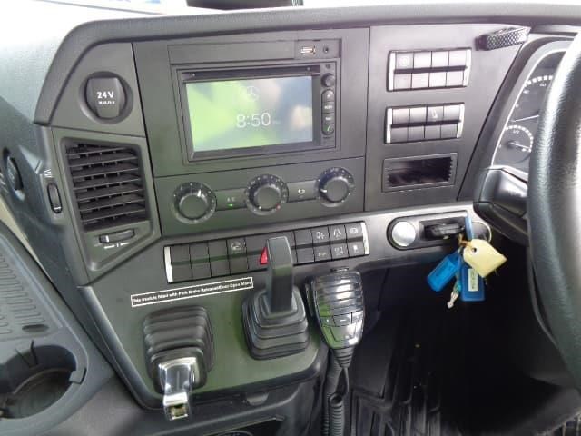 mercedes-benz actros 876762 035