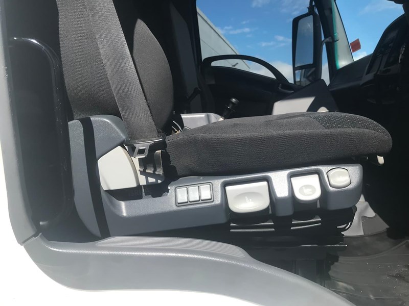 isuzu f series 875047 035