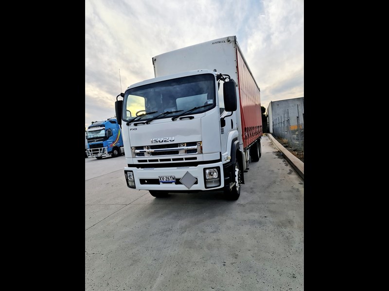 isuzu f series 878941 009