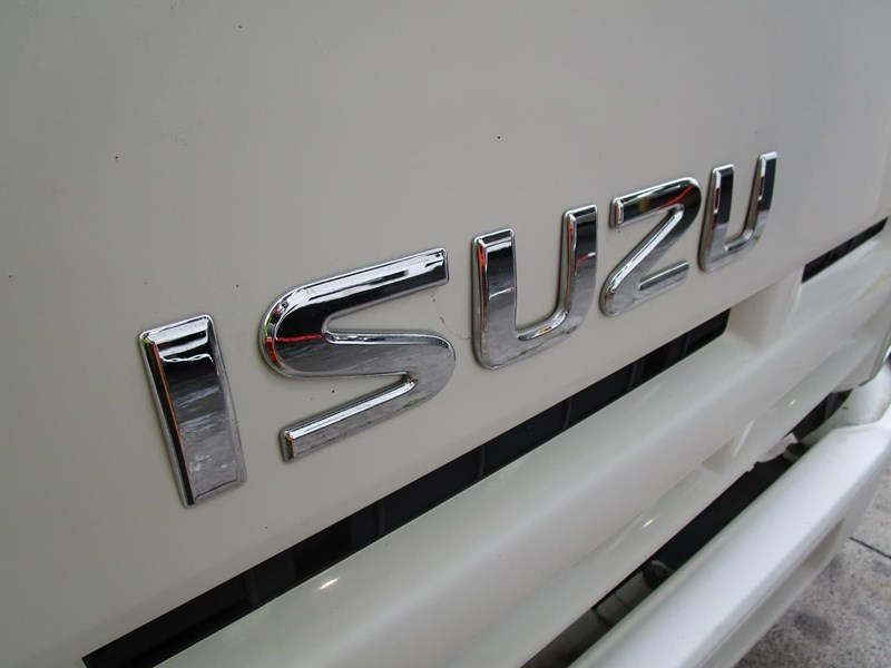 isuzu n series 868479 039