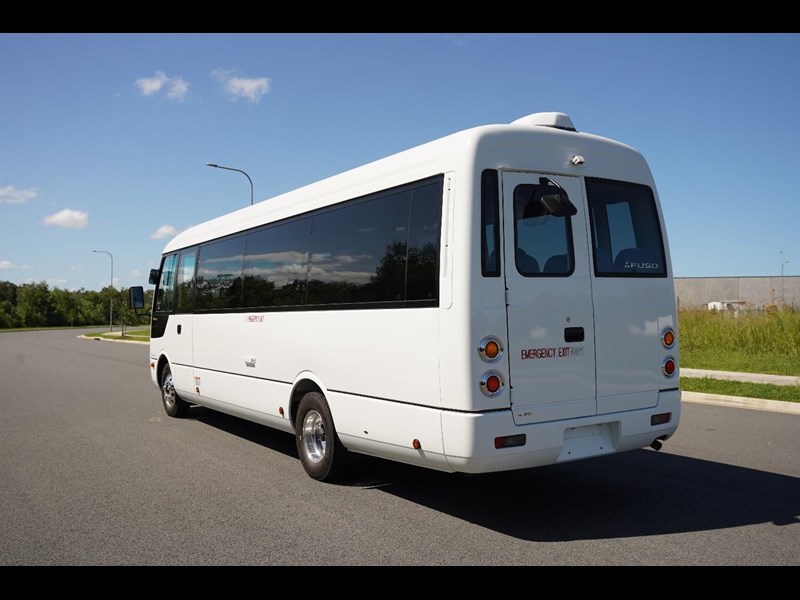 fuso bus 879173 019