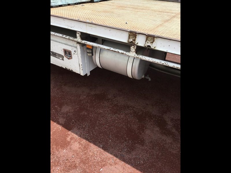 freighter b/d rear 879190 019