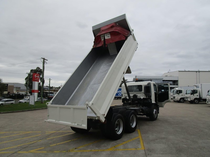 hino 500 series 868195 017